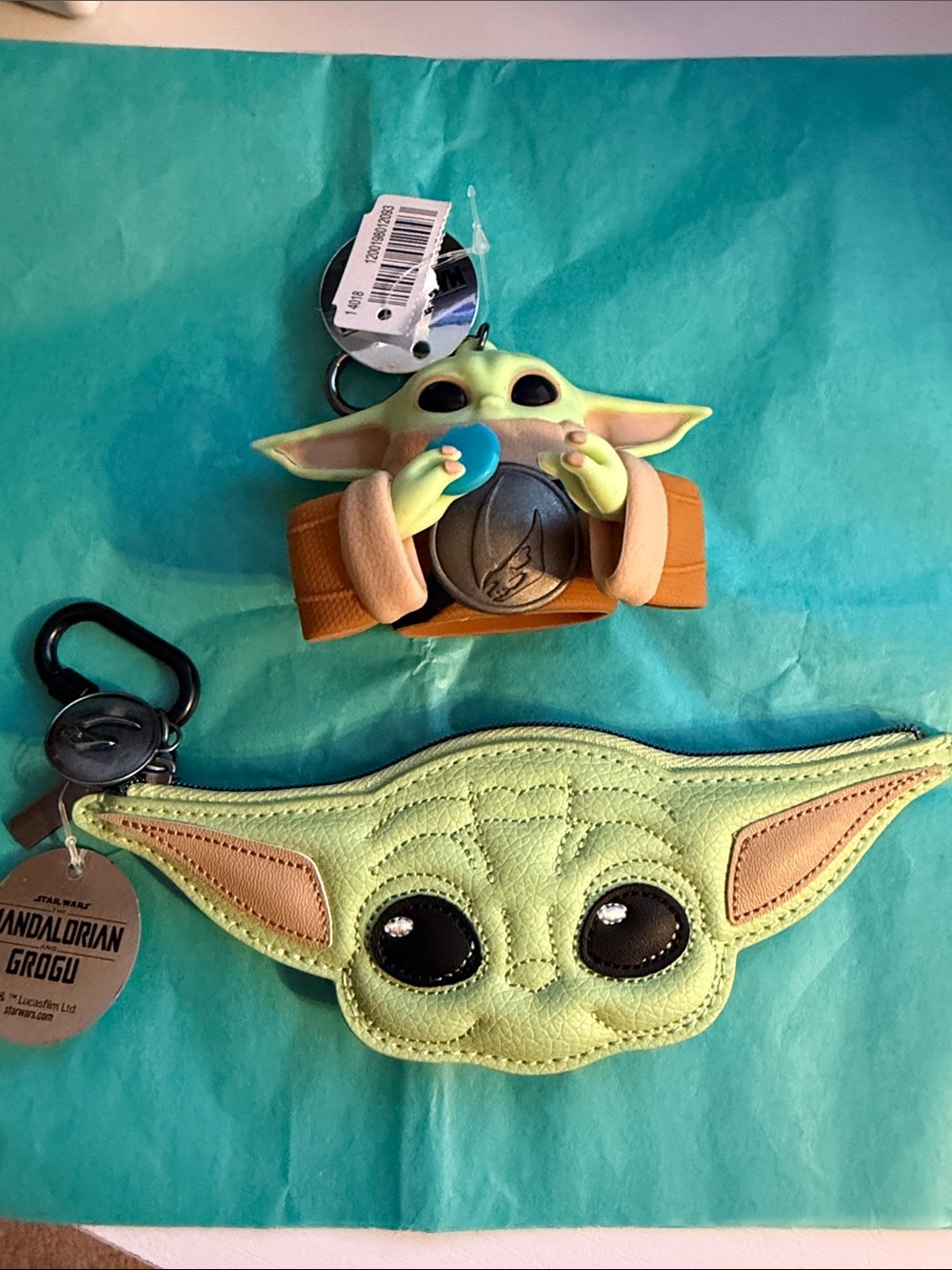 Bath & Body Works Grogu Coin Purse and Keychain Set - Light Green and Tan
